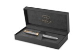 Utensilien zum Schreiben und Zeichnen - Parker Sonnet Füller | Chiselled Silver mit Goldzierteilen | Füllfederhalter mit 18K-Gold-Feder (F) | Geschenkbox - 1931489