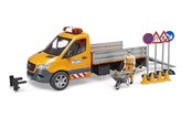 Spielzeugauto - Bruder MB Sprinter municipal with Light & Sound Module and worker + access - BR2677
