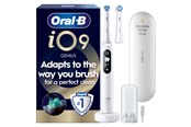 Elektrische Zahnbürsten - Oral-B Elektrische Zahnbürste iO9 White Alabaster + 1 Extra Refill - 8006530067867