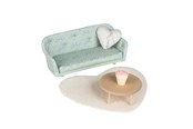 Puppen & Zubehör - Micki Lundby Wohnzimmer-Set mit mintgrünem Sofa, Tisch, herzförmigem Kissen, Teppich und Blumentopf (Alter 3+). - 18372