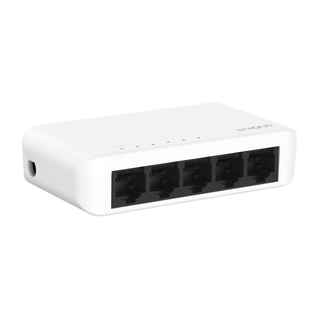 Strong SW5000P Switch - 5-port Gigabit - Plastic - Switches